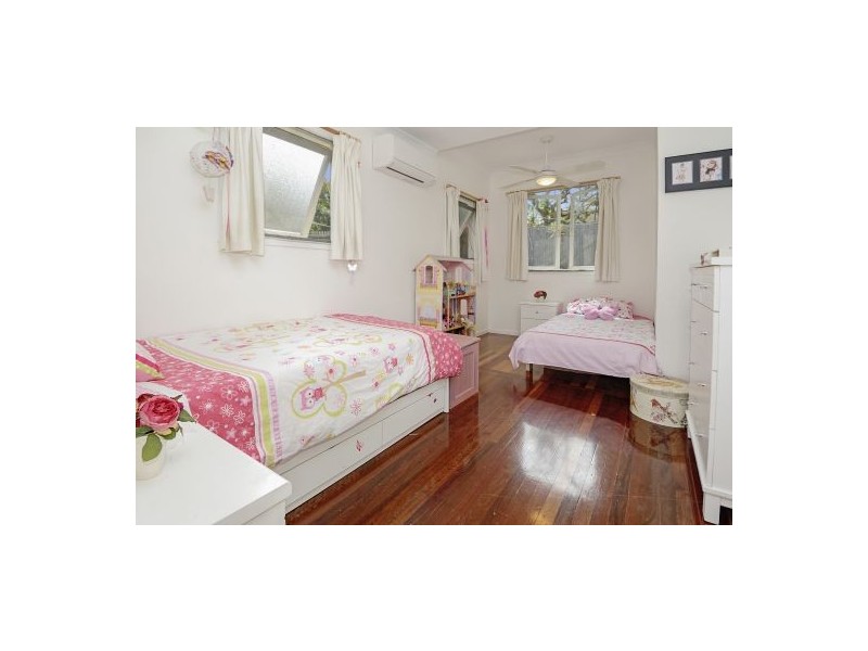 16 Burra Birra Street, Mount Gravatt East QLD 4122