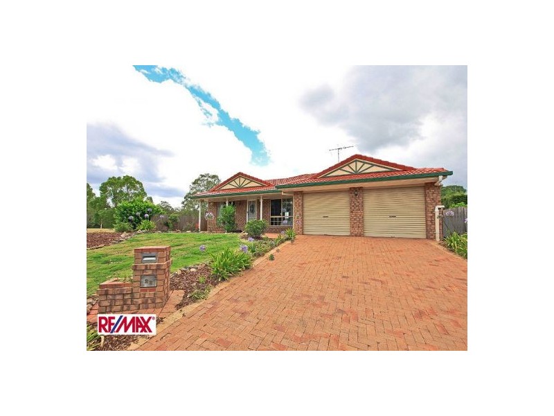 22 Grenta St, Mansfield QLD 4122