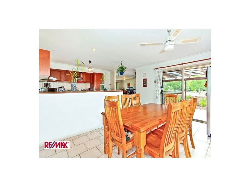 22 Grenta St, Mansfield QLD 4122