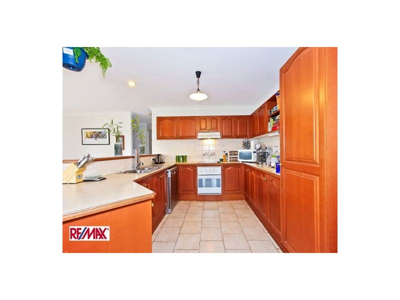 22 Grenta St, Mansfield QLD 4122