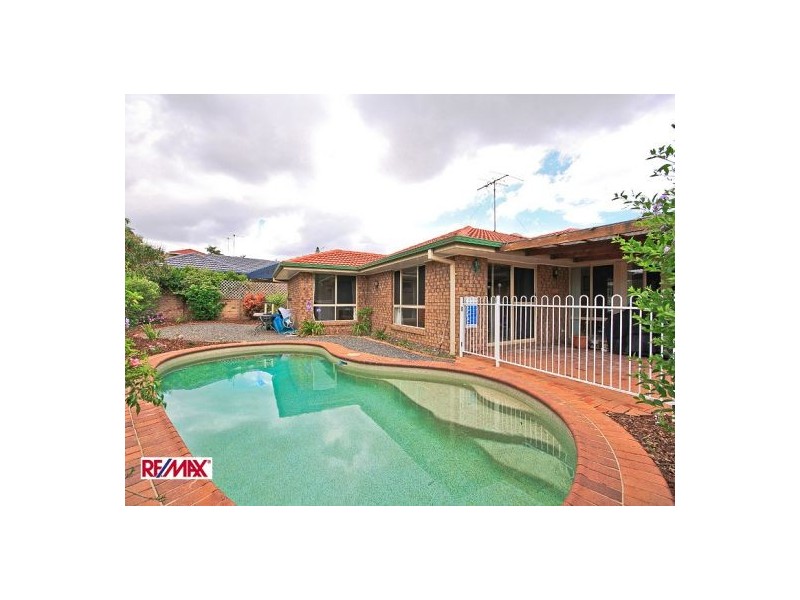 22 Grenta St, Mansfield QLD 4122
