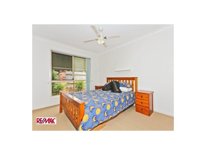22 Grenta St, Mansfield QLD 4122