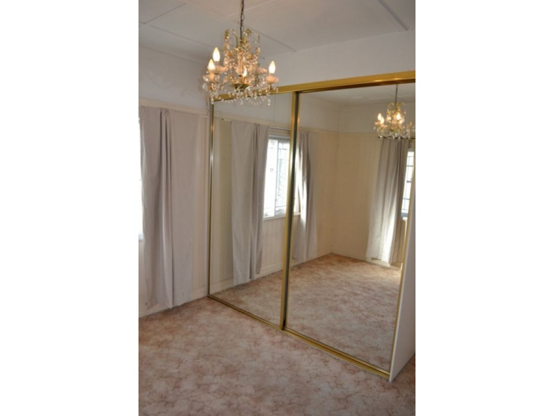 53 Birdwood Road, Holland Park West QLD 4121