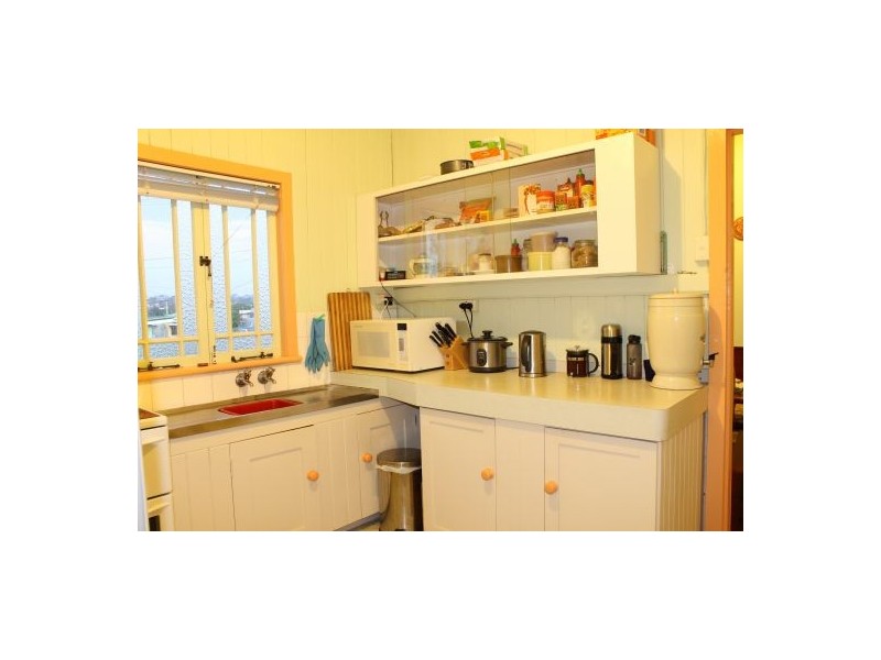 15 Crump Street, Holland Park West QLD 4121