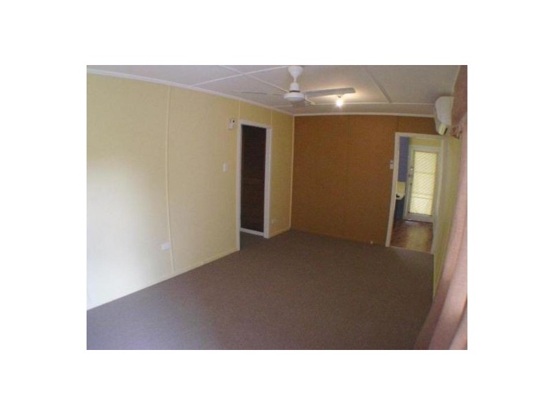 2/66 Harold Street, Holland Park QLD 4121