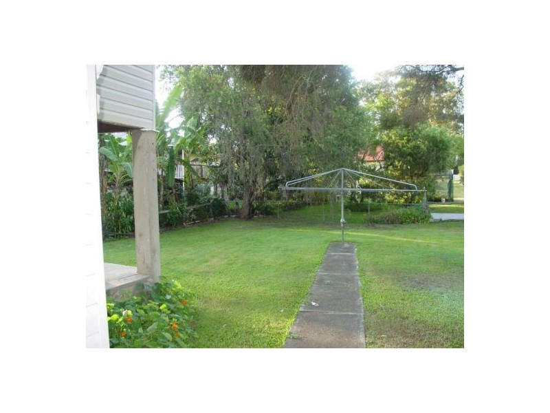 2/66 Harold Street, Holland Park QLD 4121