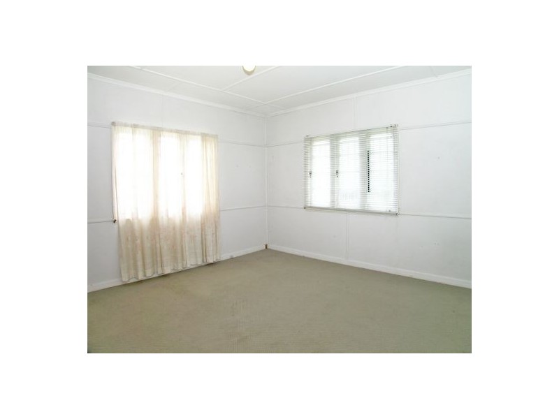15 Esmonde Place, Coorparoo QLD 4151