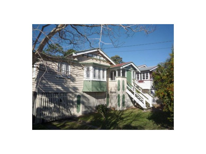 6. Ashton St, Camp Hill QLD 4152