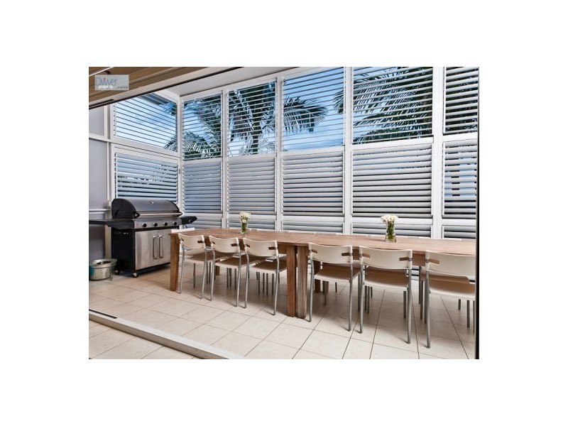 68 Wylie Ave, Coorparoo QLD 4151