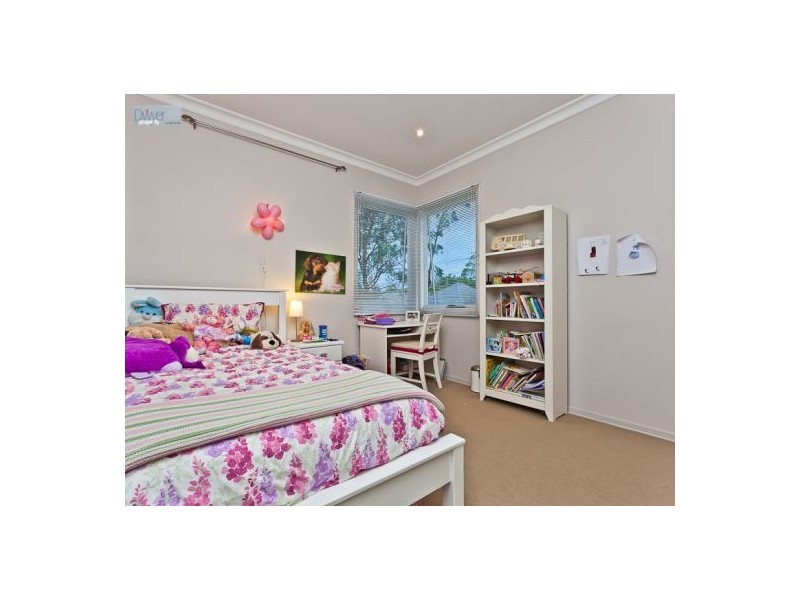 68 Wylie Ave, Coorparoo QLD 4151