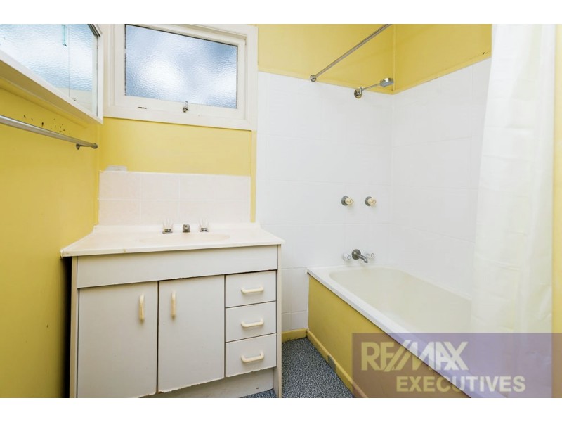 2/66 Harold Street, Holland Park QLD 4121