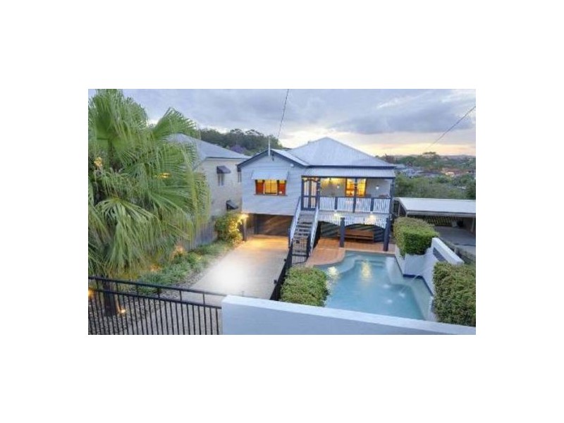 89 Henry Street, Greenslopes QLD 4120
