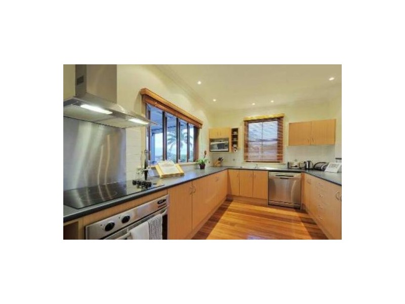 89 Henry Street, Greenslopes QLD 4120