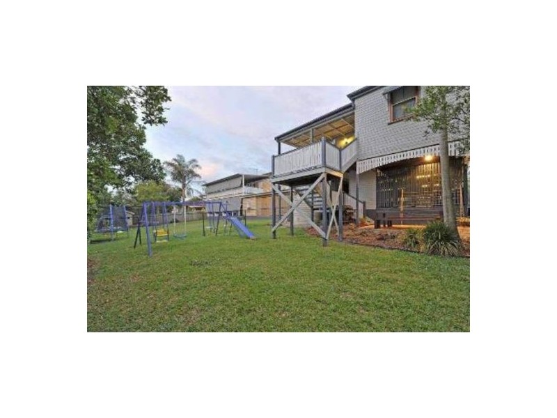 89 Henry Street, Greenslopes QLD 4120