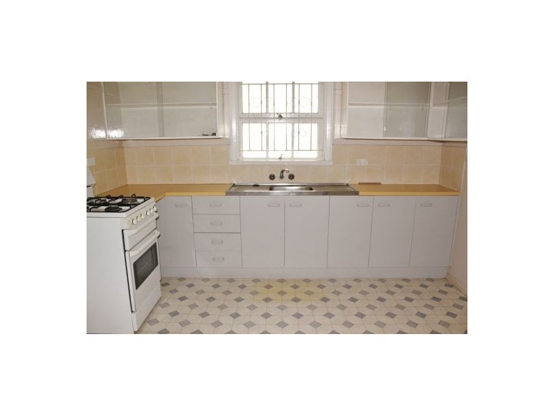 94 Chaucer Street, Moorooka QLD 4105