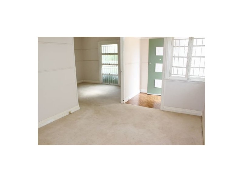 94 Chaucer Street, Moorooka QLD 4105