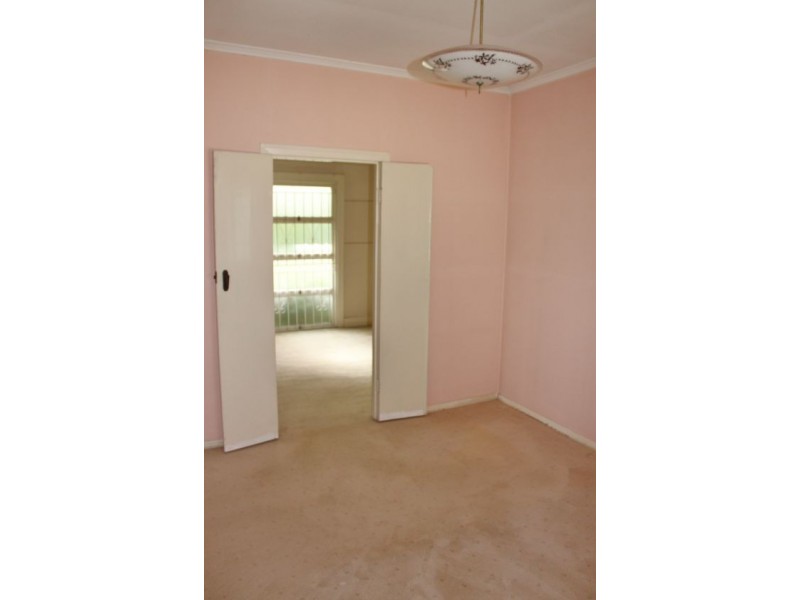 94 Chaucer Street, Moorooka QLD 4105