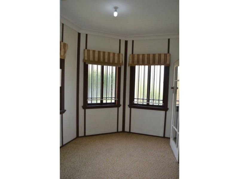 45 Geelong Avenue, Holland Park QLD 4121