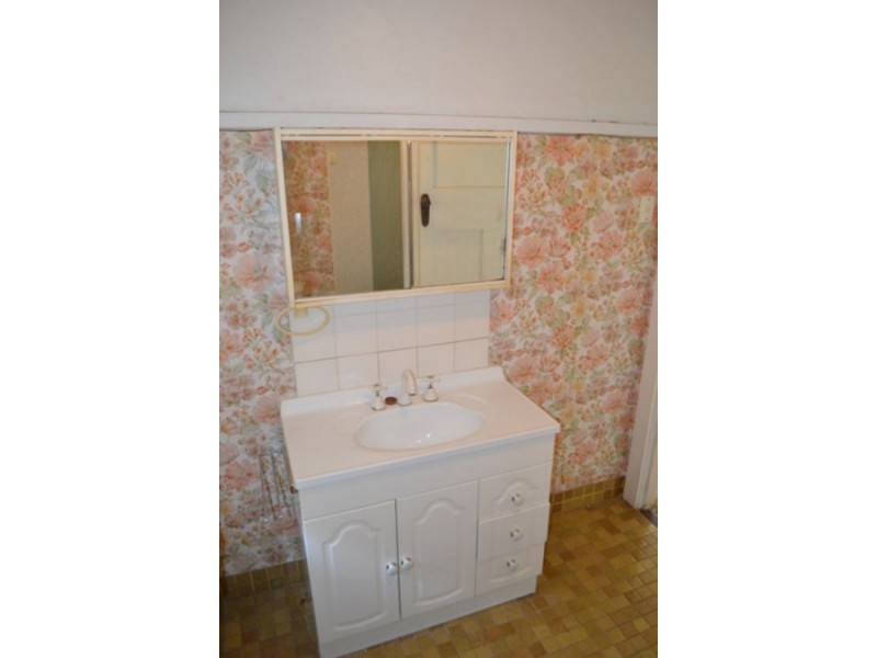 45 Geelong Avenue, Holland Park QLD 4121