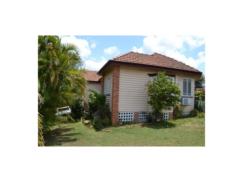 45 Geelong Avenue, Holland Park QLD 4121