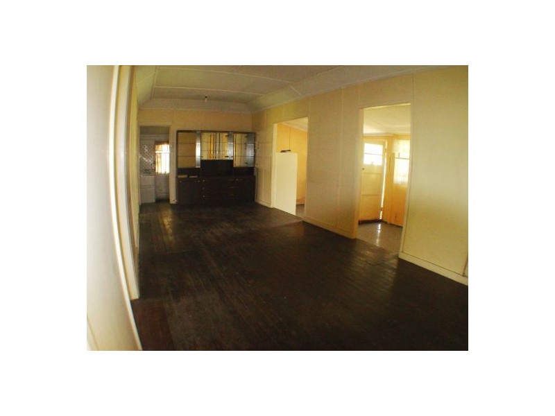 1 Railway Pde, Banyo QLD 4014