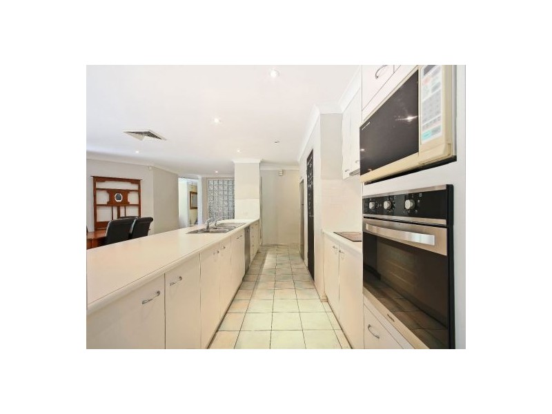 3 Elisha Close, Carina Heights QLD 4152