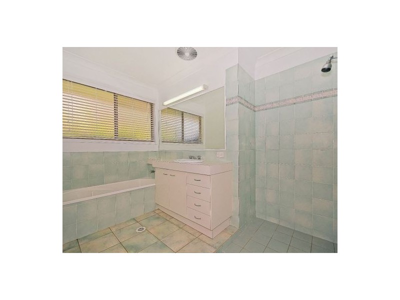 3 Elisha Close, Carina Heights QLD 4152