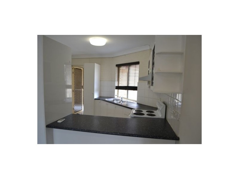 4/21 Edith Street, Greenslopes QLD 4120