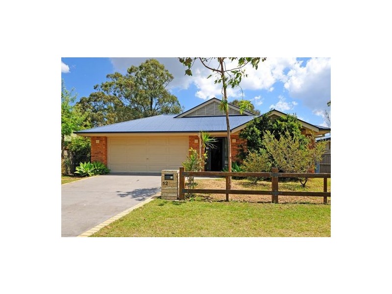 12 Reynolds St, Carindale QLD 4152