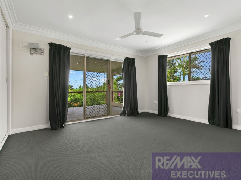 26 Le Grand Street, Macgregor QLD 4109