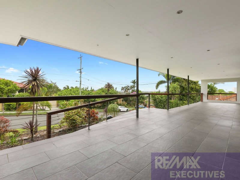 26 Le Grand Street, Macgregor QLD 4109
