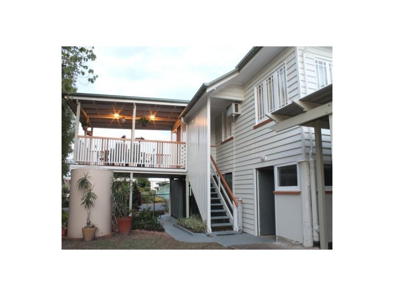 15 Crump Street, Holland Park West QLD 4121