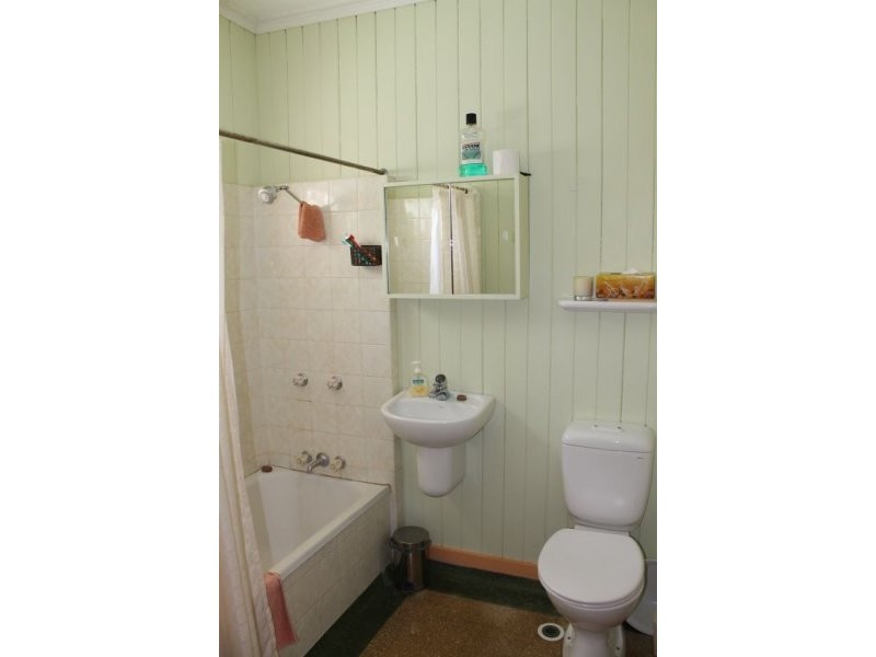 15 Crump Street, Holland Park West QLD 4121