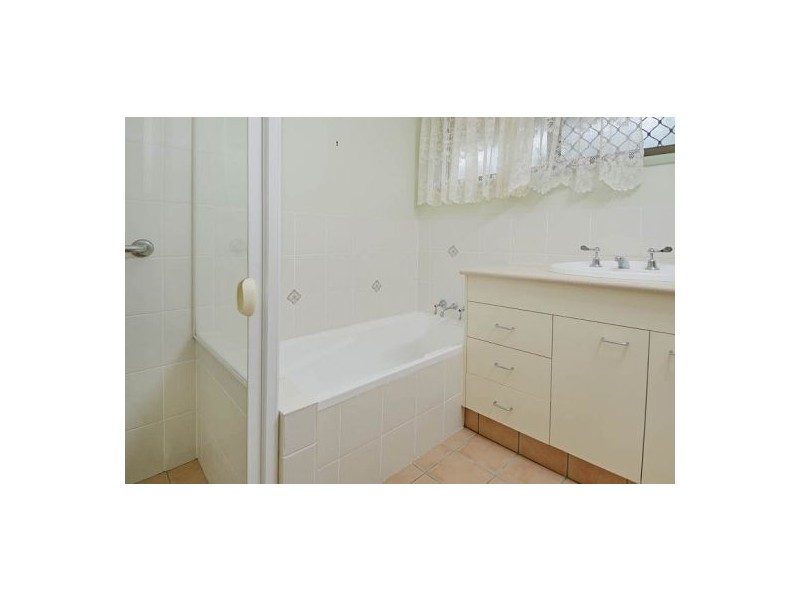 35 Delavan Street, Wishart QLD 4122