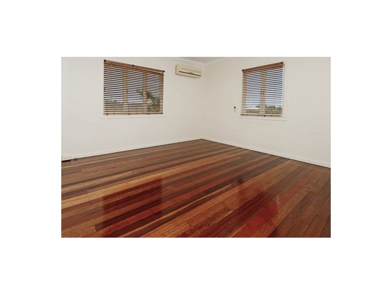 12 Grove St, Dutton Park QLD 4102