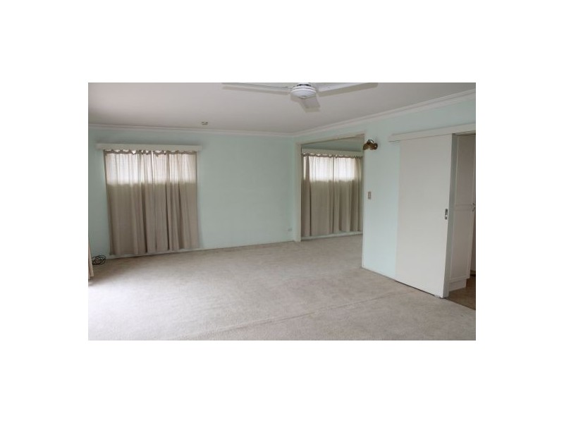 8 Prenzler Street, Upper Mount Gravatt QLD 4122