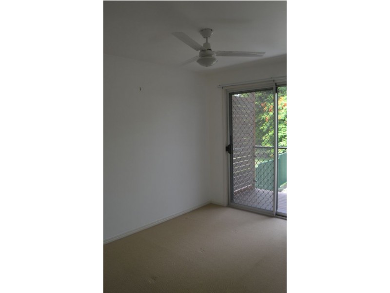 73 Milanion Crescent, Carindale QLD 4152