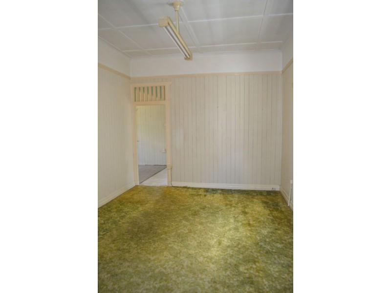 36 Drummond Street, Greenslopes QLD 4120