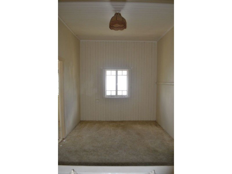 36 Drummond Street, Greenslopes QLD 4120