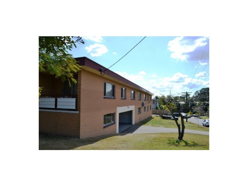 1/10 Bovelles Street, Camp Hill QLD 4152