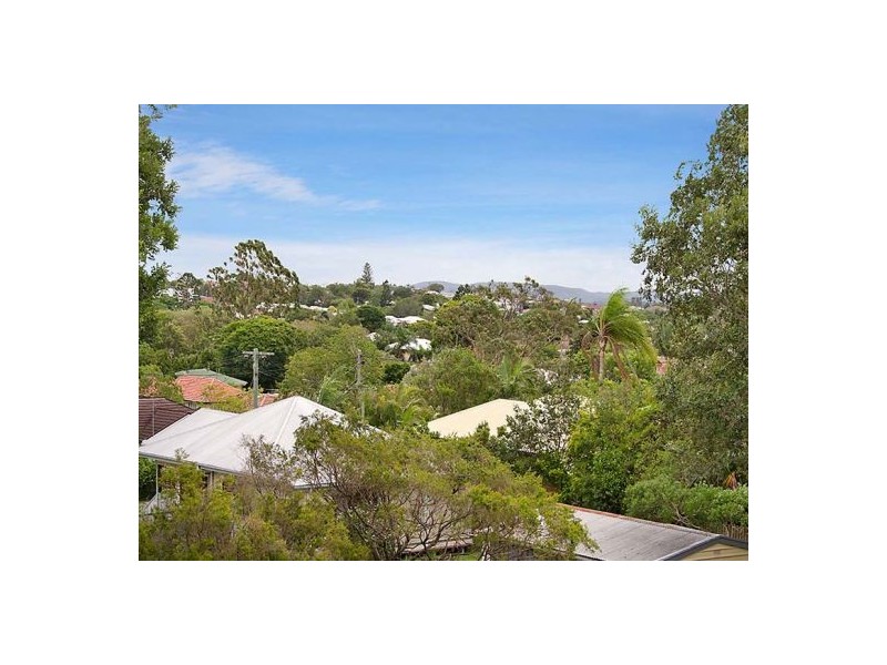 7A Rowton Street, Holland Park QLD 4121