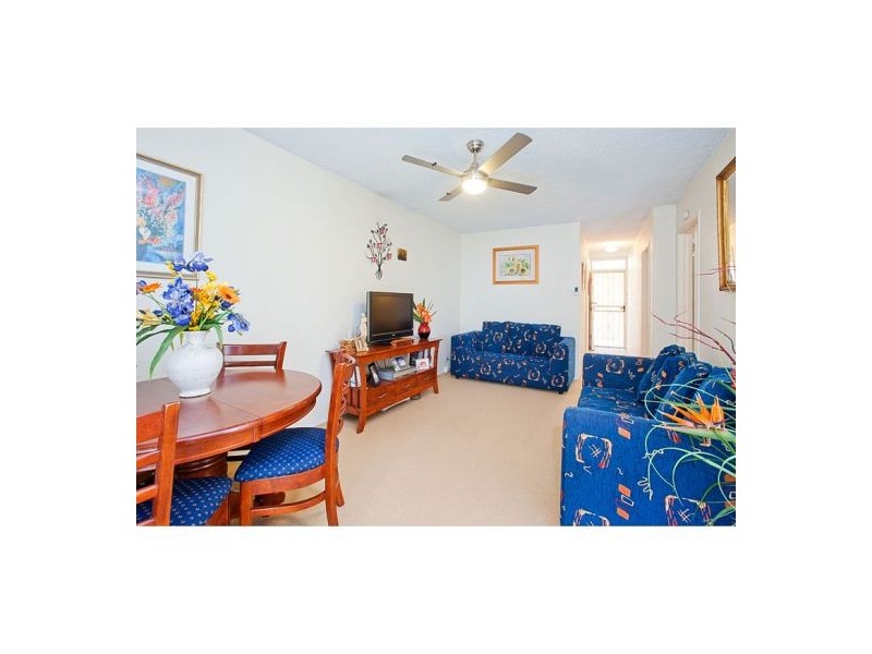 2/17 Albert Street, Annerley QLD 4103