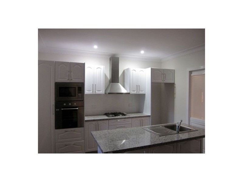 168 Harold Street, Holland Park QLD 4121