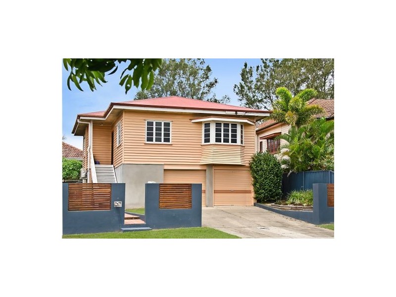 4 Fincastle Street, Moorooka QLD 4105