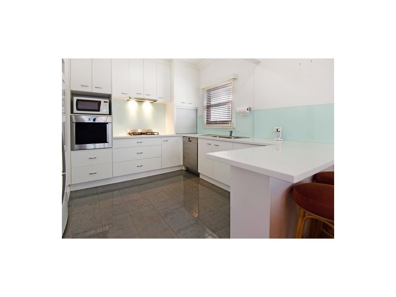 4 Fincastle Street, Moorooka QLD 4105