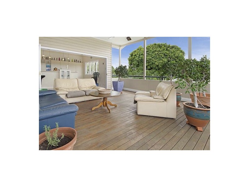 Holland Park QLD 4121