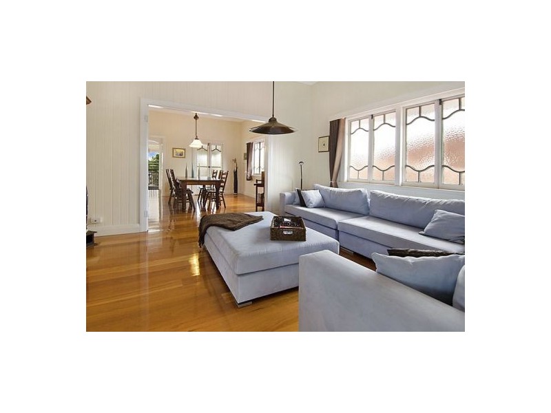 Holland Park QLD 4121