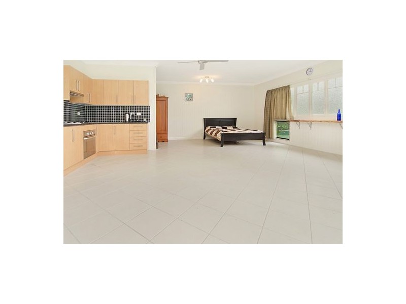 Holland Park QLD 4121