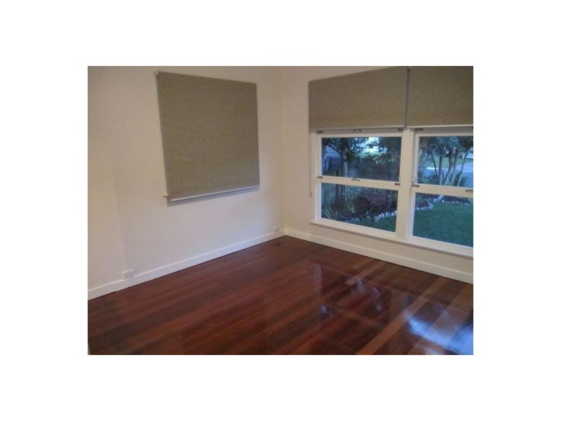 168 Harold Street, Holland Park QLD 4121