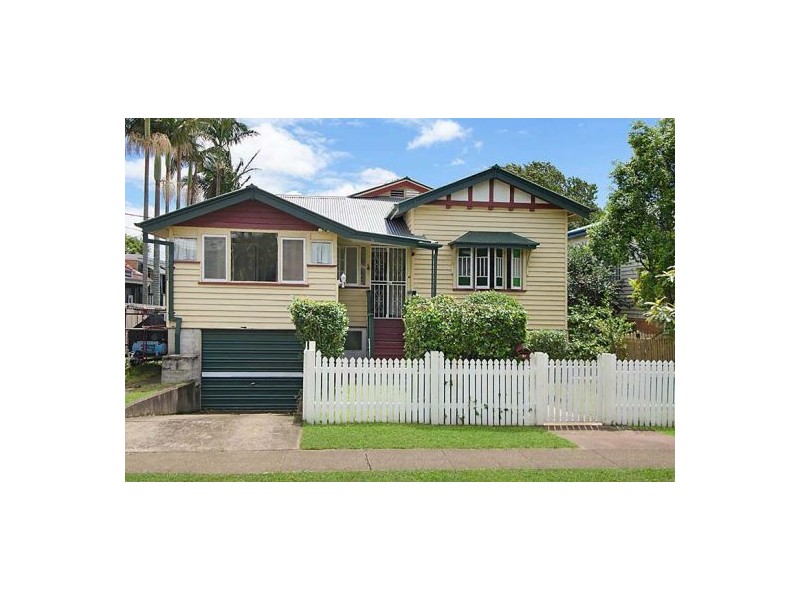31 Yuletide St, Holland Park West QLD 4121